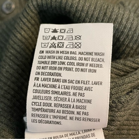 American Eagle Soft & Sexy Waffle V-Neck Long Sleeve Button Down Shirt w/ Lace - Picture 8 of 8